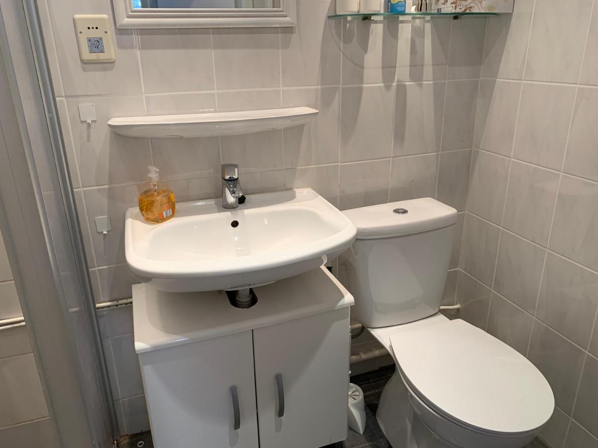 Rustig Gelegen Vakantiebungalow Kortgene Dış mekan fotoğraf